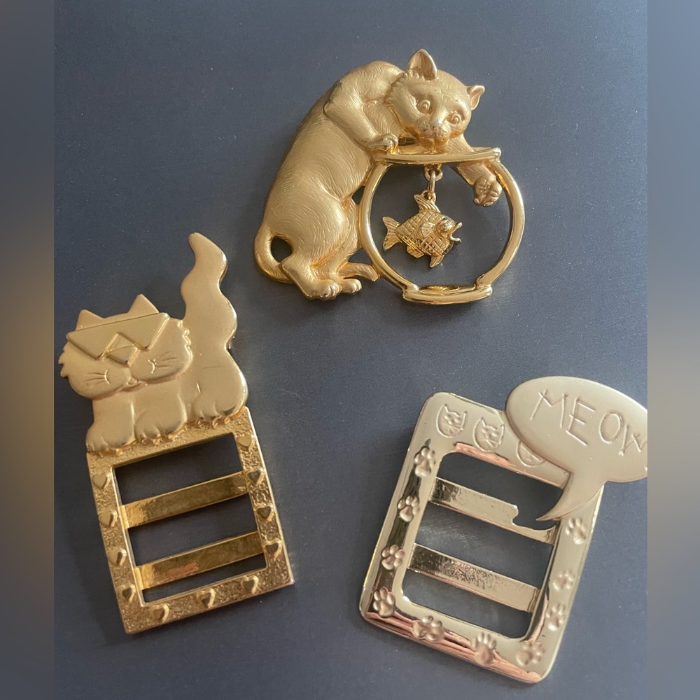 Singed JJ Cat Fish Picture Frame Brooch Lot Of 3
